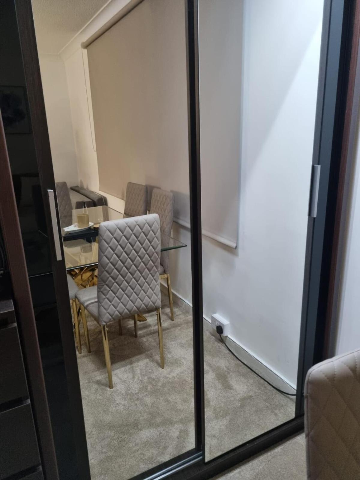 Stylish London Apartment & Free Parking 외부 사진